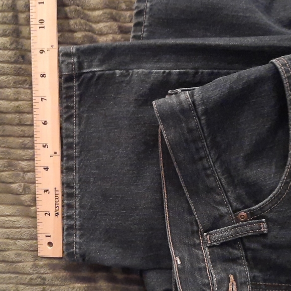 Lee denim jeans relaxed fit straight. Mens 40x32. Dark blue denim, like new! - Picture 6 of 6